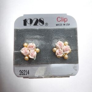 1928 Gold and Pink Rose Earrings